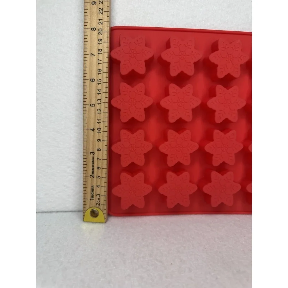 Red Silicone Snowflake Mold 24 Cavity Christmas Candy Chocolate Baking Tray